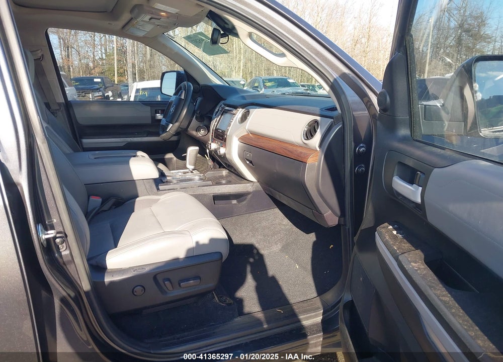 2019 TOYOTA TUNDRA VIN: 5TFHY5F15KX847809