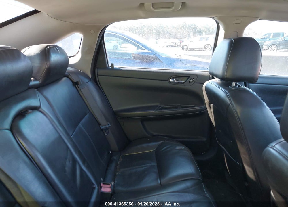 2008 CHEVROLET IMPALA VIN: 2G1WD58C789112329