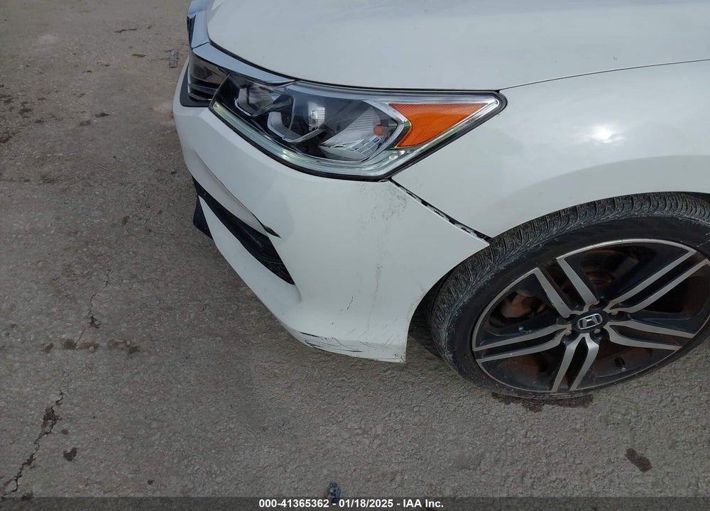 2017 HONDA ACCORD SPORT SE VIN: 1HGCR2F11HA271252