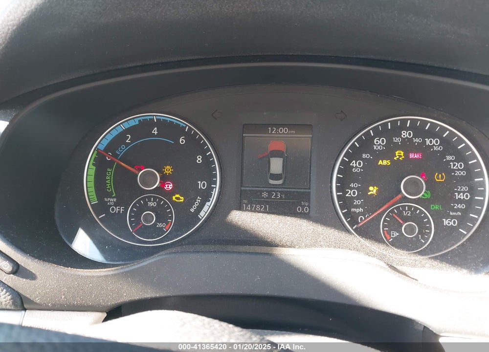 2014 VOLKSWAGEN JETTA HYBRID SEL PREMIUM VIN: 3VW637AJ7EM217600