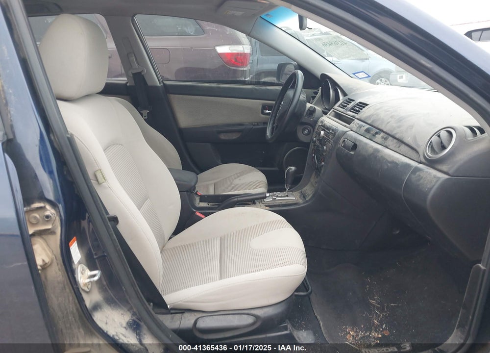 2008 MAZDA MAZDA3 VIN: JM1BK343281102317
