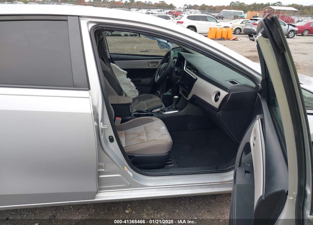 2019 TOYOTA COROLLA VIN: 2T1BURHE2KC142392