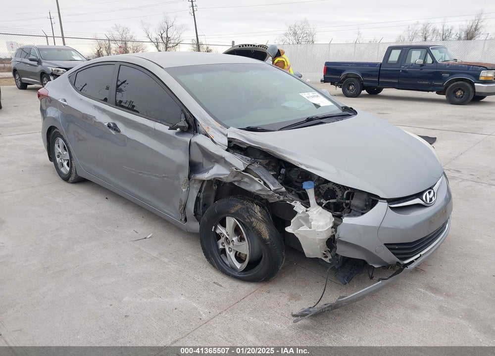 2015 HYUNDAI ELANTRA SE VIN: KMHDH4AE8FU390628