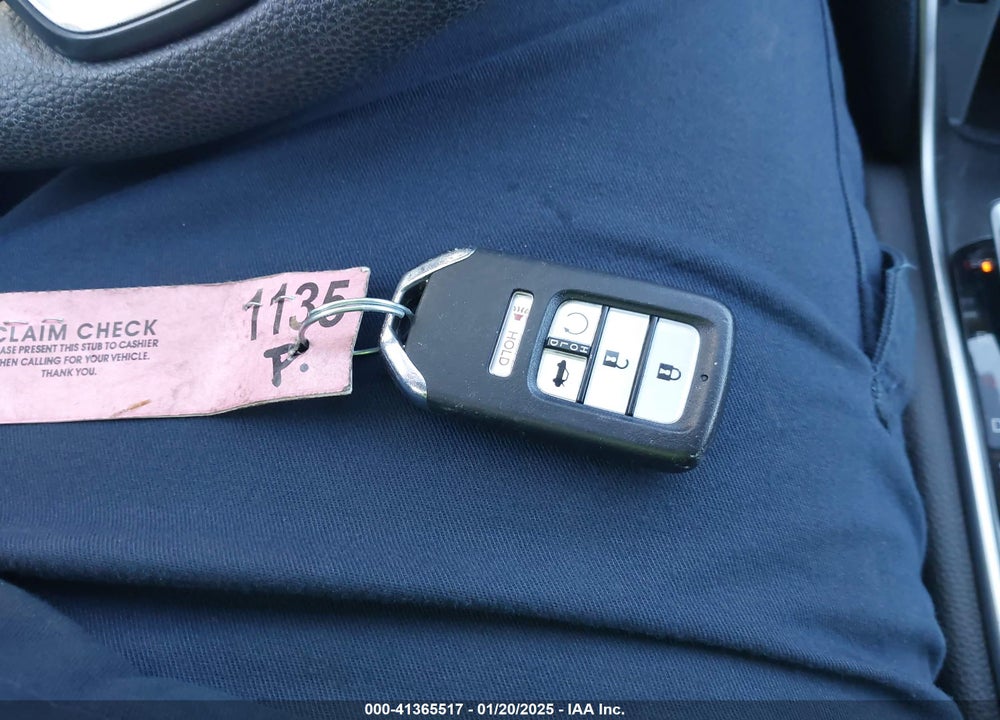 2018 HONDA ACCORD VIN: 1HGCV1F42JA211048
