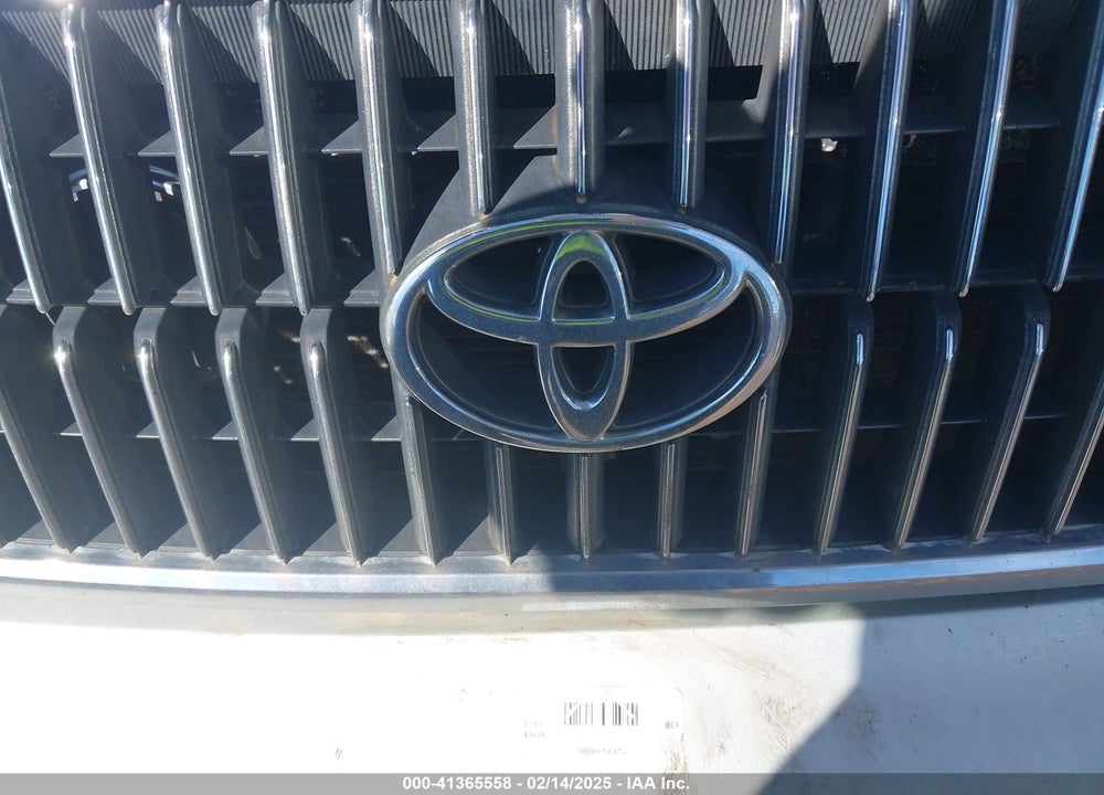 2001 TOYOTA AVALON XLS VIN: 4T1BF28B81U128808