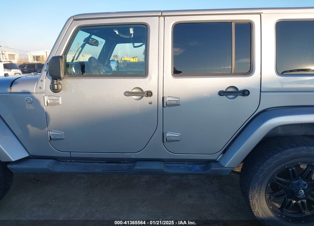 2013 JEEP WRANGLER UNLIMITED SAHARA VIN: 1C4BJWEG1DL560841