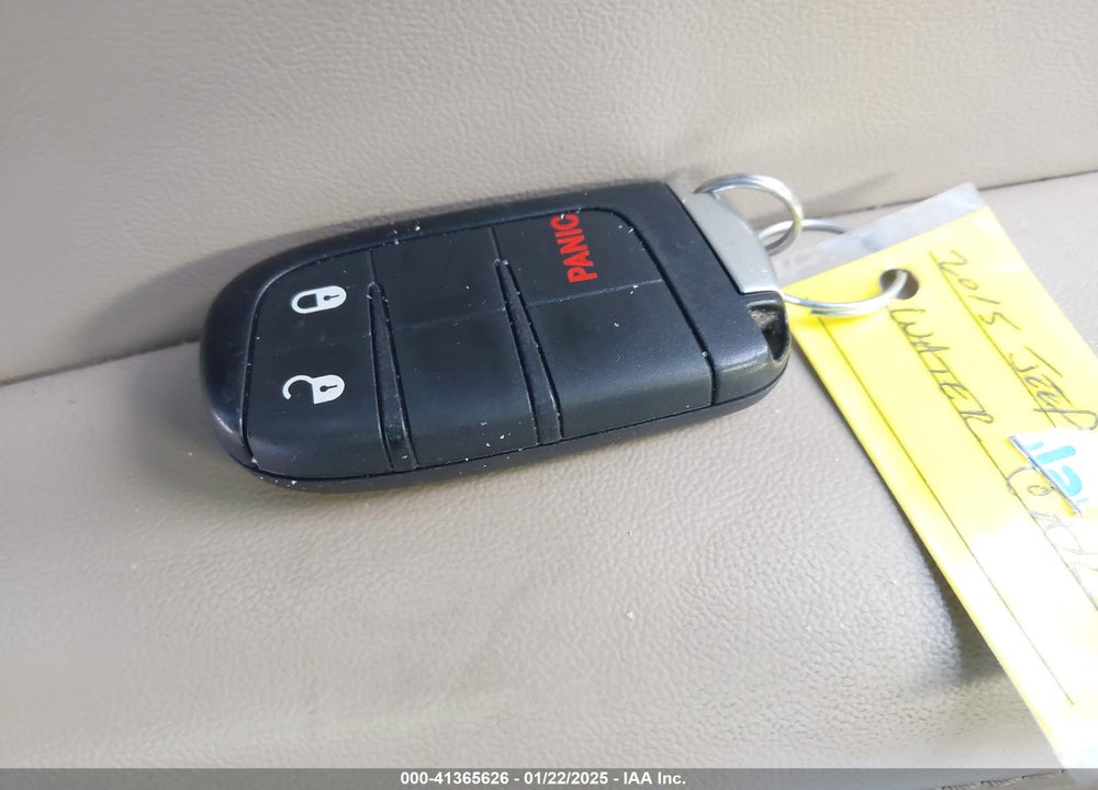 2015 JEEP GRAND CHEROKEE VIN: 1C4RJFAG7FC895738