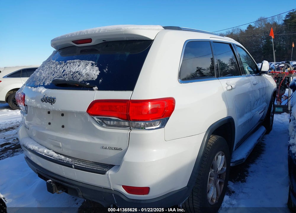 2015 JEEP GRAND CHEROKEE VIN: 1C4RJFAG7FC895738
