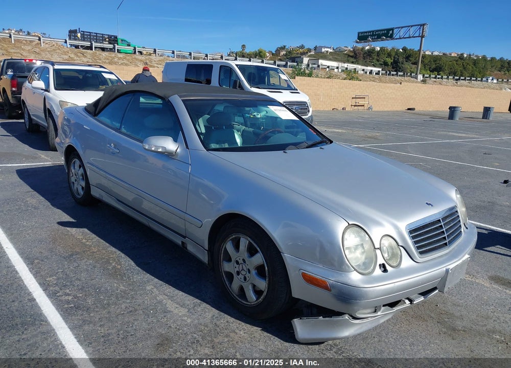 2003 MERCEDES-BENZ CLK 320 VIN: WDBLK65GX3T141076