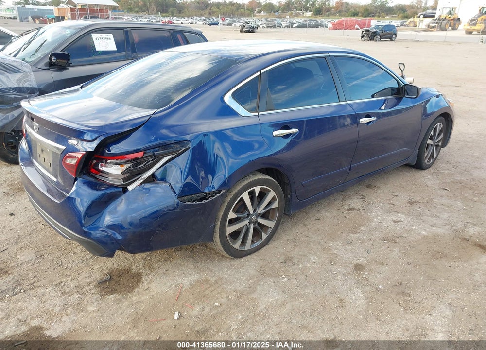 2017 NISSAN ALTIMA VIN: 1N4AL3AP8HC120928