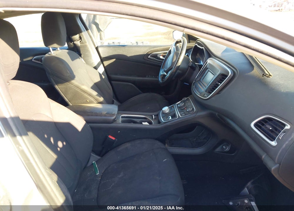 2016 CHRYSLER 200 VIN: 1C3CCCAB9GN159591