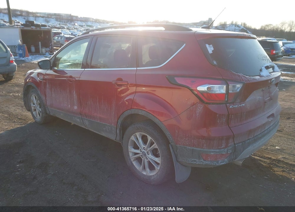 2018 FORD ESCAPE SE VIN: 1FMCU9GD2JUA39208