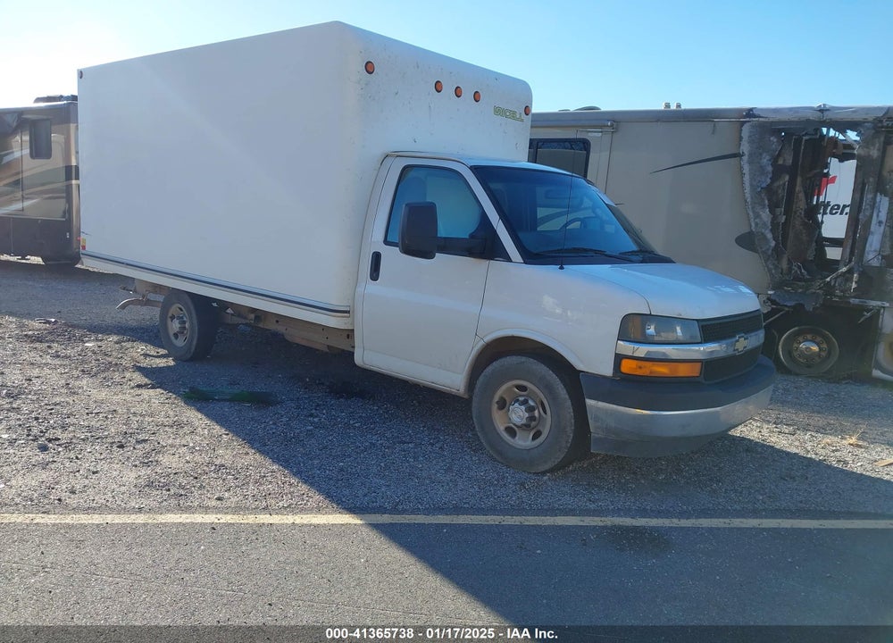 2018 CHEVROLET EXPRESS CUTAWAY WORK VAN VIN: 1GB0GSFG0J1169009