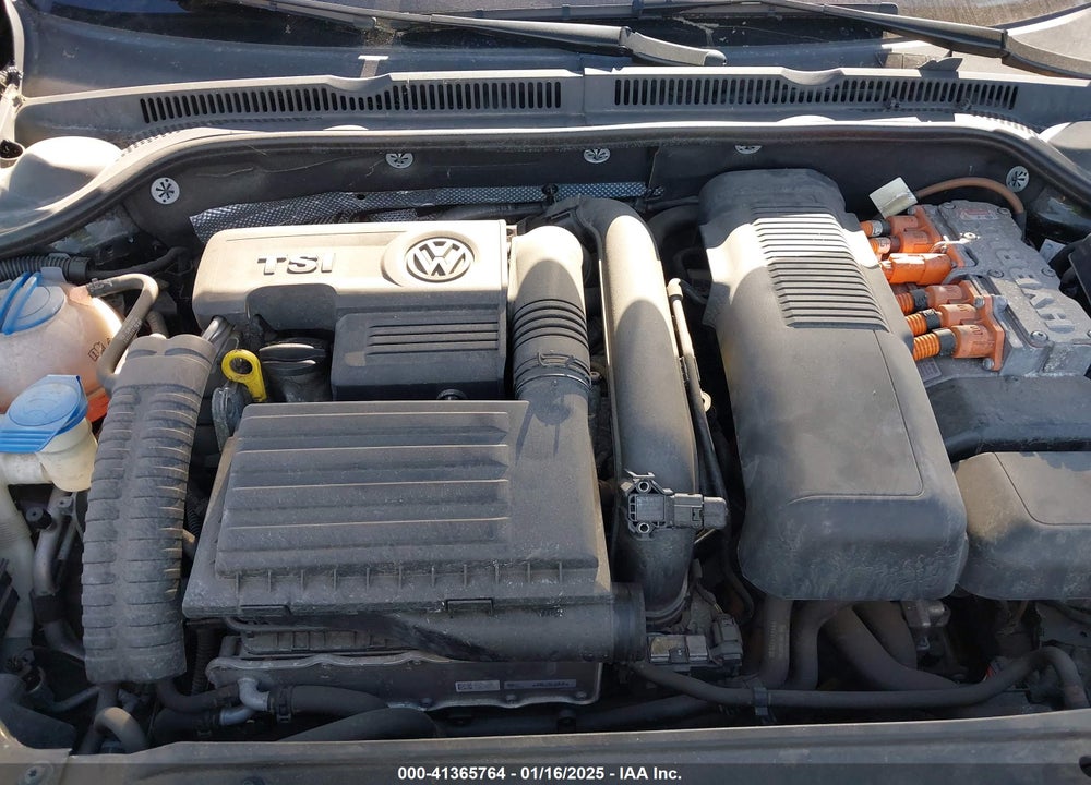2013 VOLKSWAGEN JETTA HYBRID VIN: 3VW637AJXDM237905