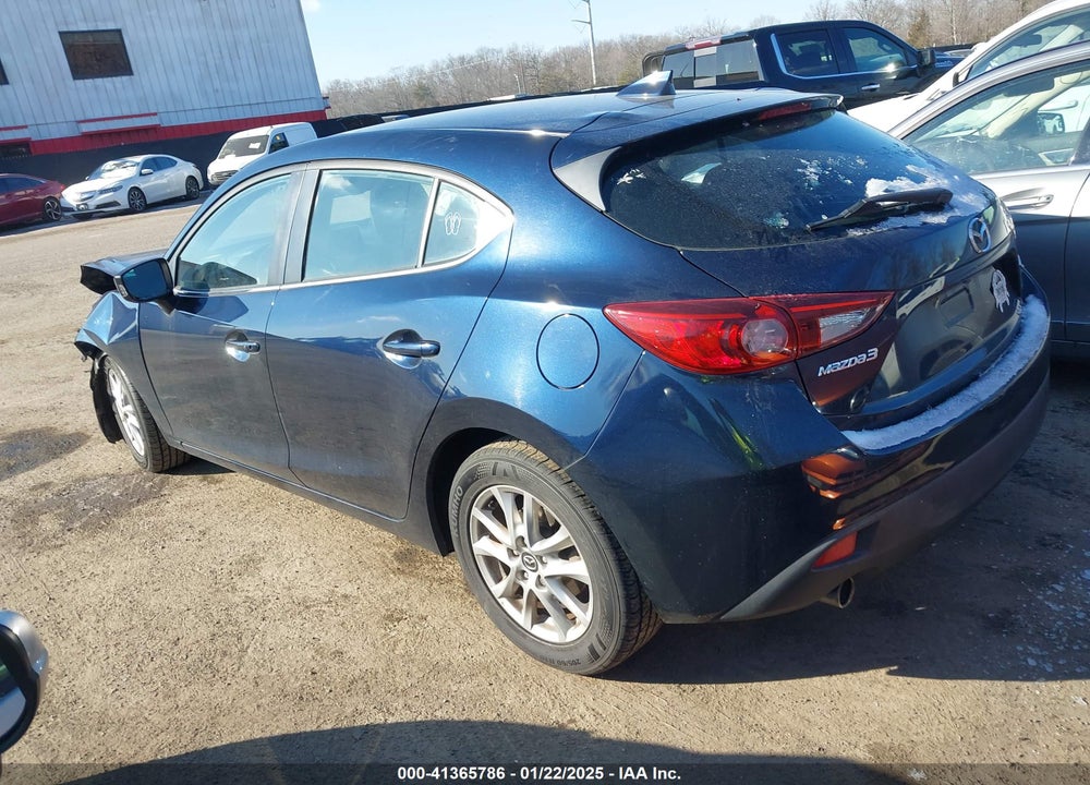 2016 MAZDA MAZDA3 VIN: JM1BM1N72G1327884