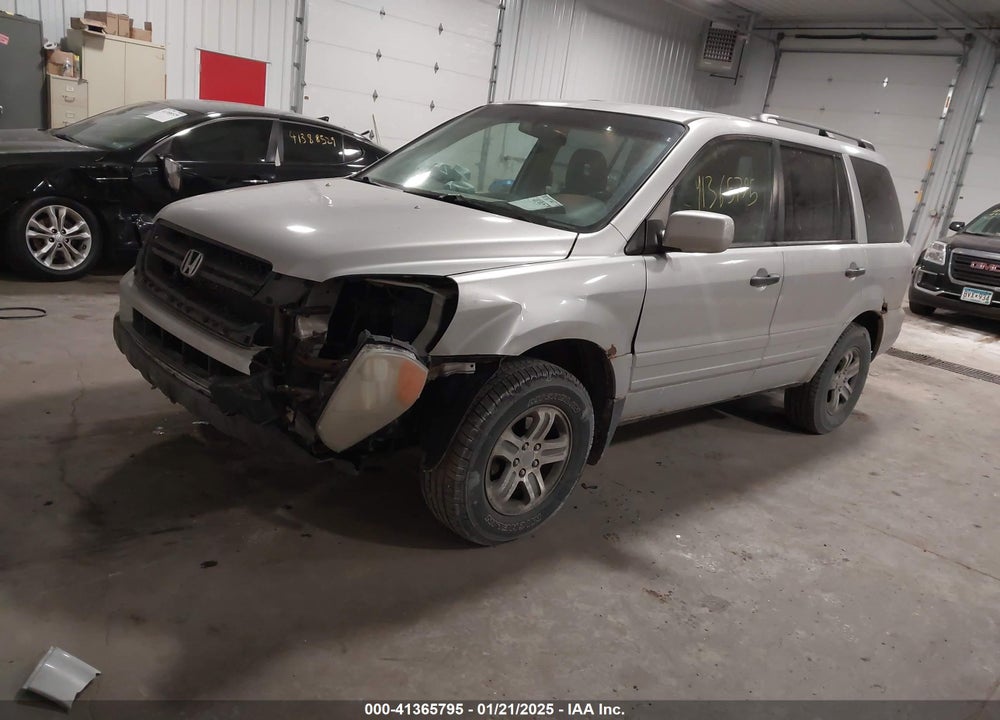 2004 HONDA PILOT EX-L VIN: 2HKYF187X4H584571
