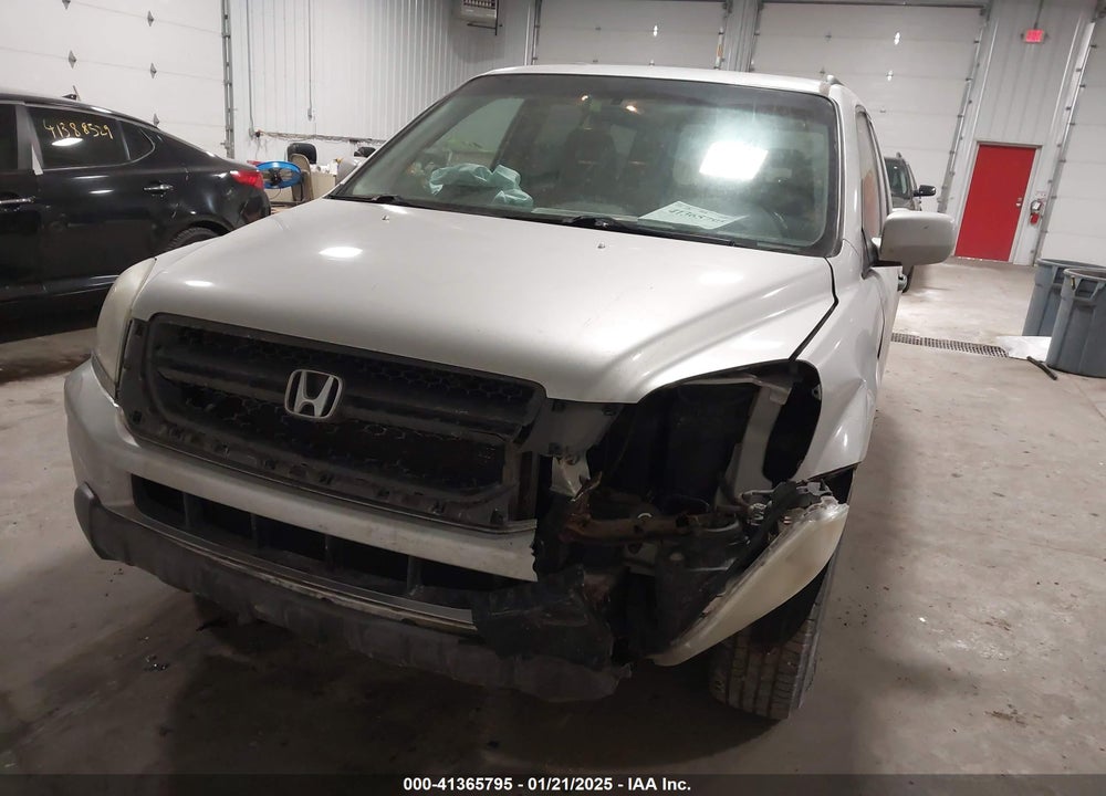 2004 HONDA PILOT EX-L VIN: 2HKYF187X4H584571