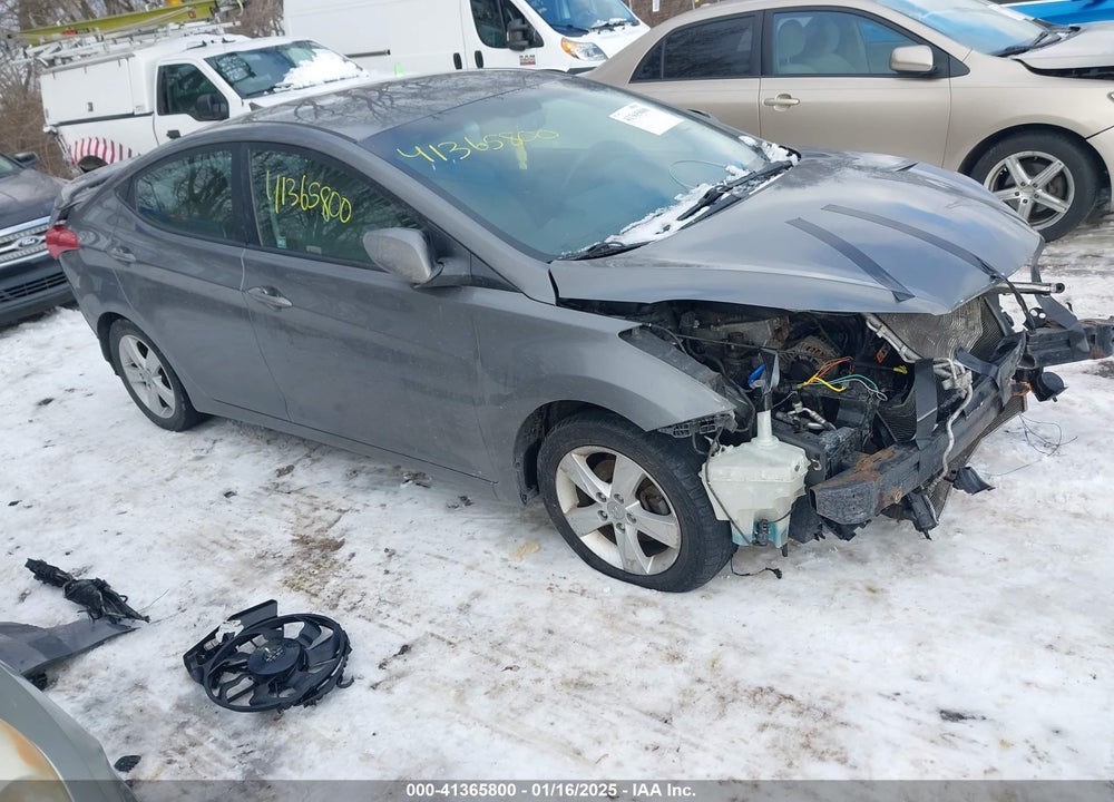 2013 HYUNDAI ELANTRA GLS VIN: 5NPDH4AE5DH242593