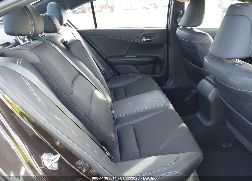 2016 HONDA ACCORD VIN: 1HGCR2F66GA157967