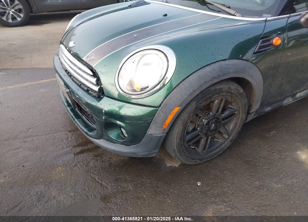2012 MINI COOPER VIN: WMWSU3C53CT542862