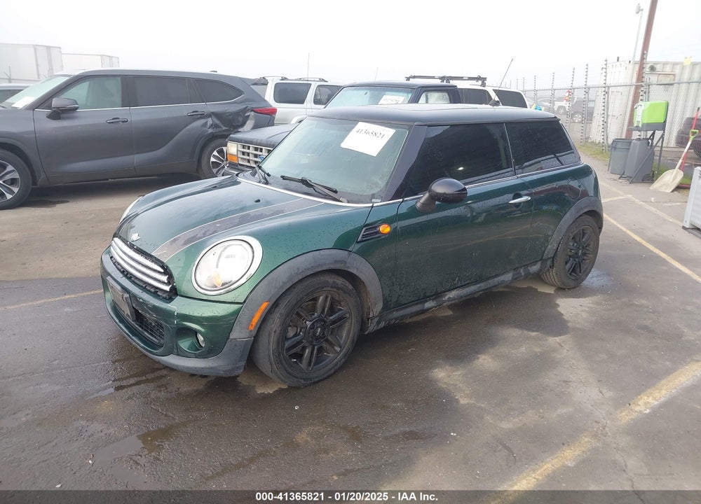2012 MINI COOPER VIN: WMWSU3C53CT542862
