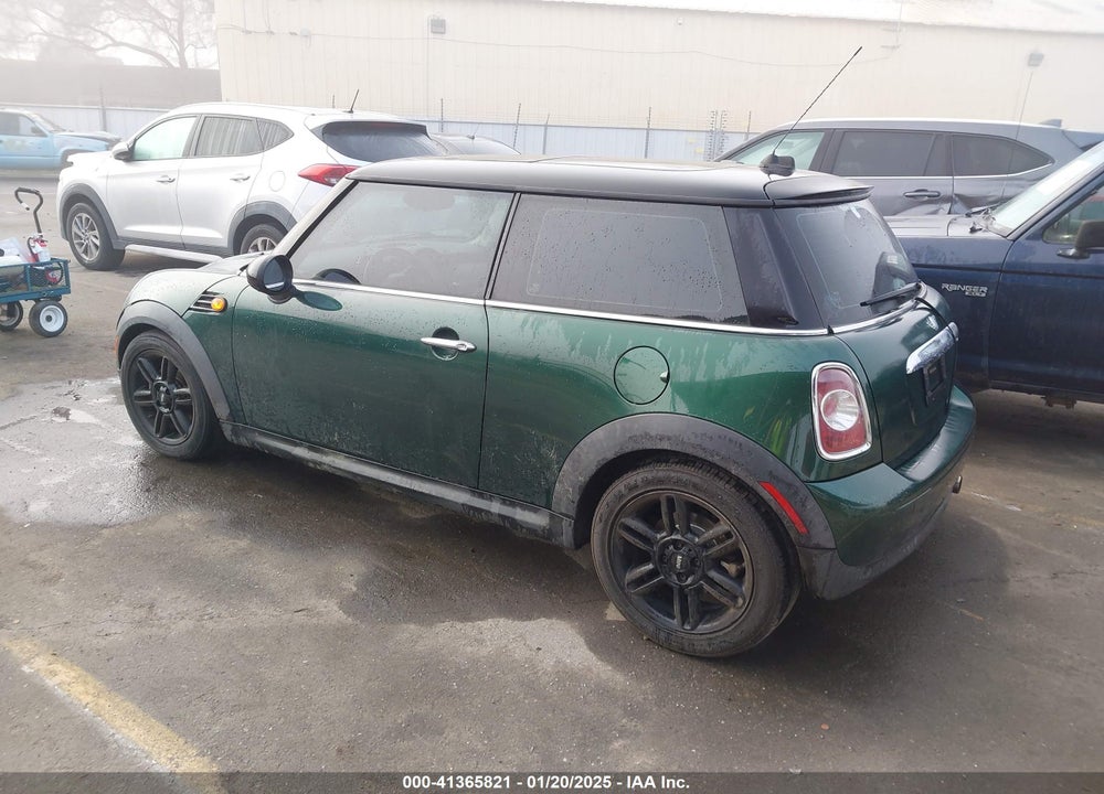 2012 MINI COOPER VIN: WMWSU3C53CT542862