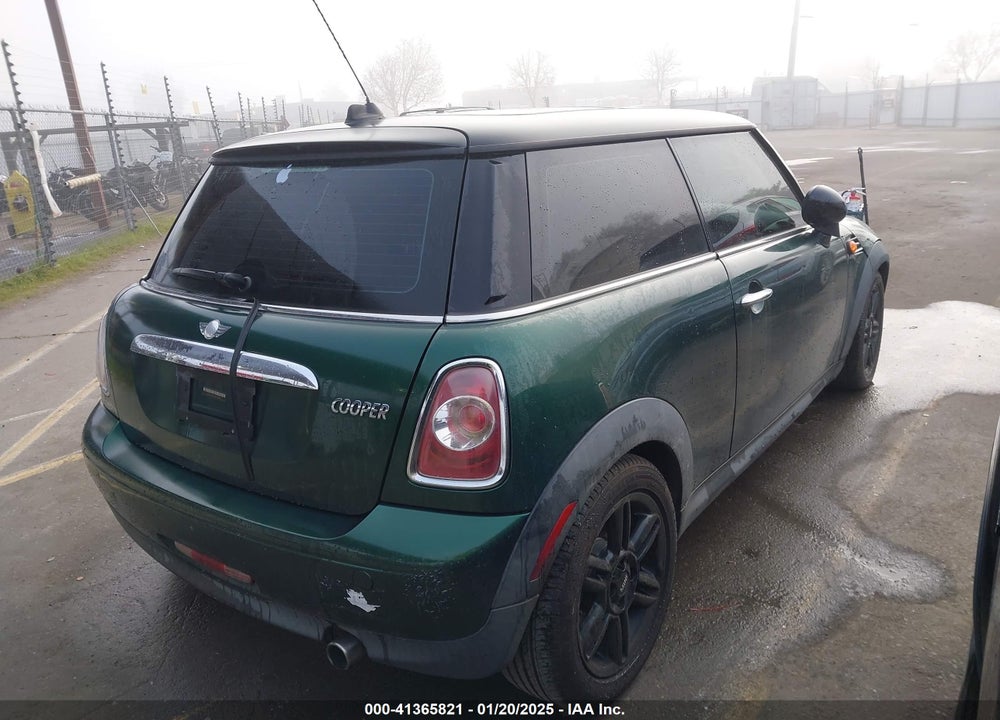 2012 MINI COOPER VIN: WMWSU3C53CT542862