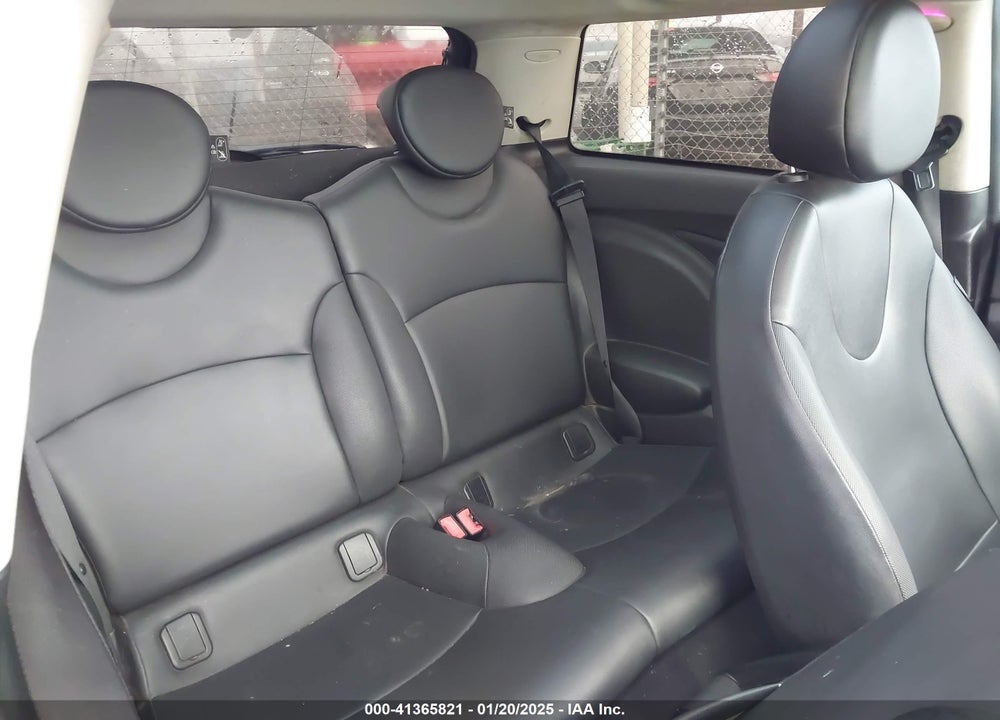 2012 MINI COOPER VIN: WMWSU3C53CT542862