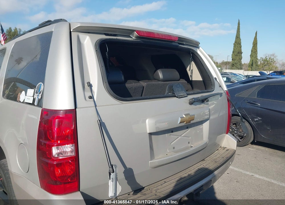 2007 CHEVROLET TAHOE LT VIN: 1GNFC13017J357198