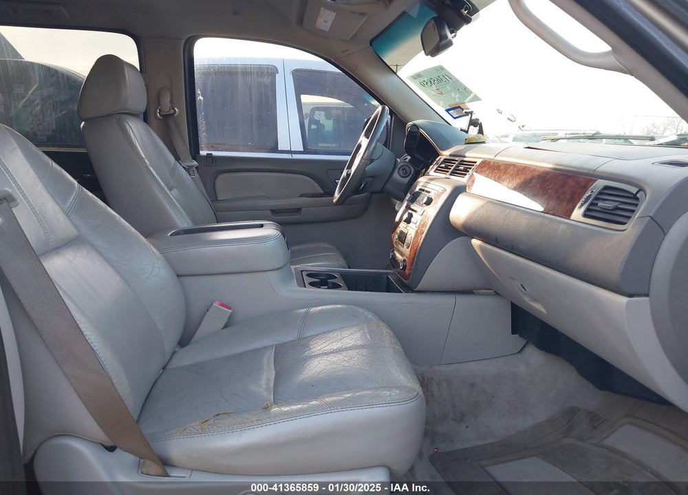 2007 CHEVROLET SUBURBAN 1500 LT VIN: 3GNFC160X7G293708
