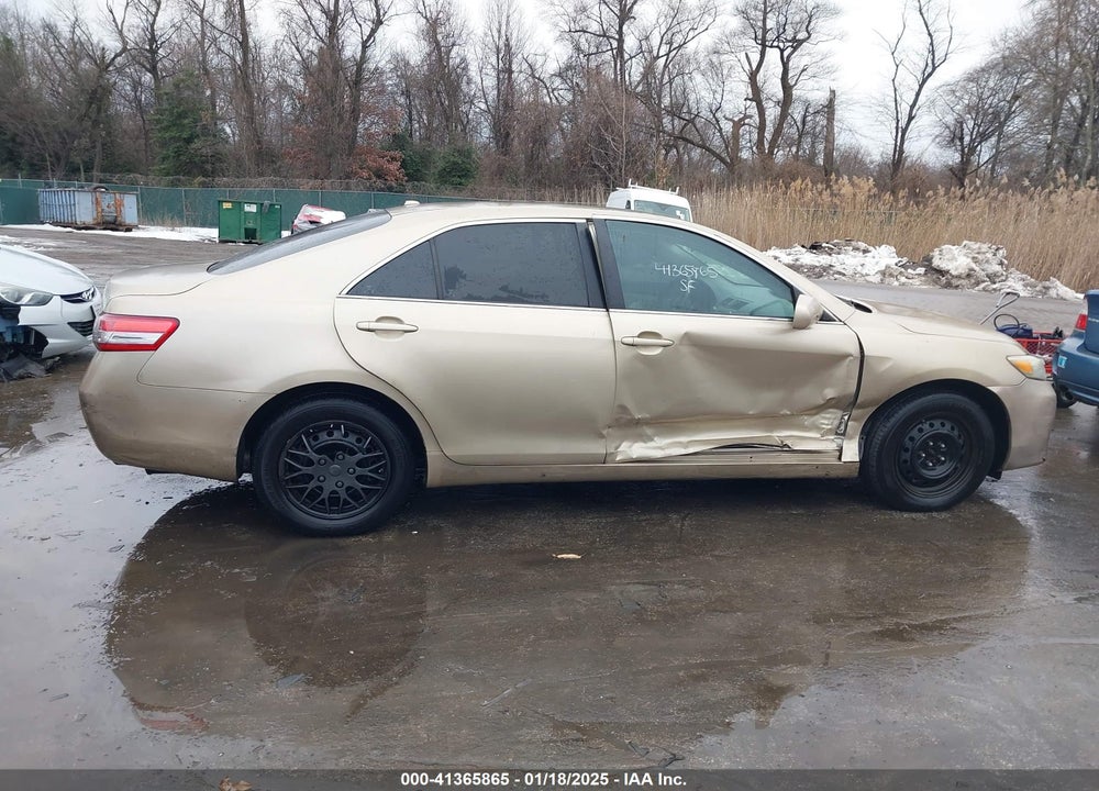 2011 TOYOTA CAMRY LE VIN: 4T1BF3EK0BU677379