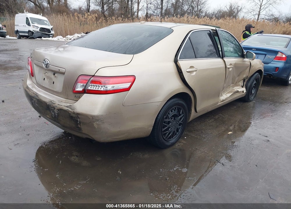 2011 TOYOTA CAMRY LE VIN: 4T1BF3EK0BU677379