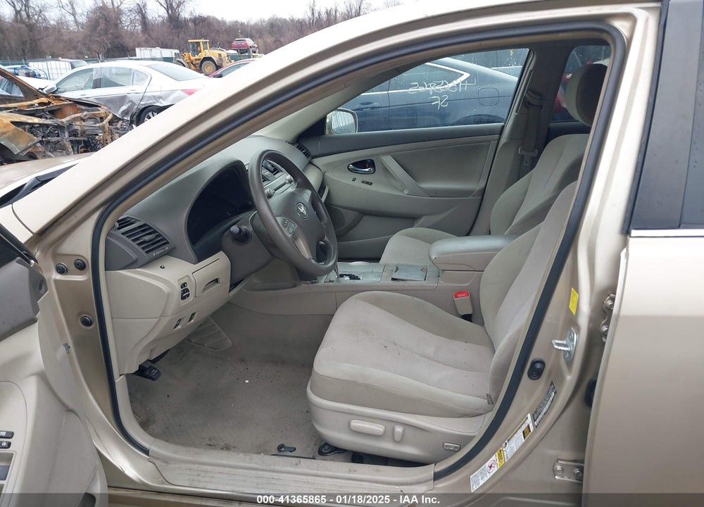 2011 TOYOTA CAMRY LE VIN: 4T1BF3EK0BU677379