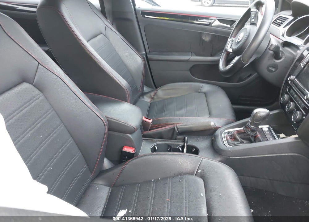 2018 VOLKSWAGEN JETTA VIN: 3VW4T7AJXJM203692