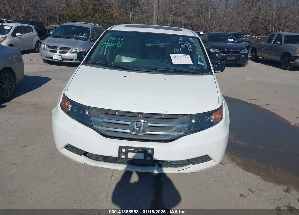 2011 HONDA ODYSSEY EX-L VIN: 5FNRL5H63BB008294