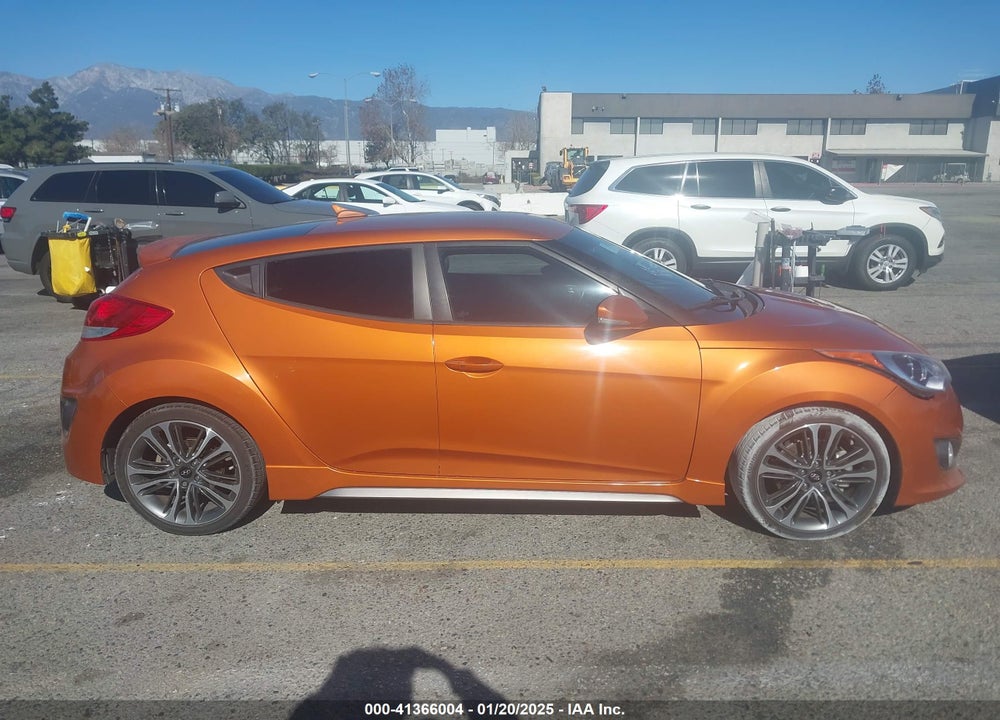2016 HYUNDAI VELOSTER VIN: KMHTC6AE9GU285572