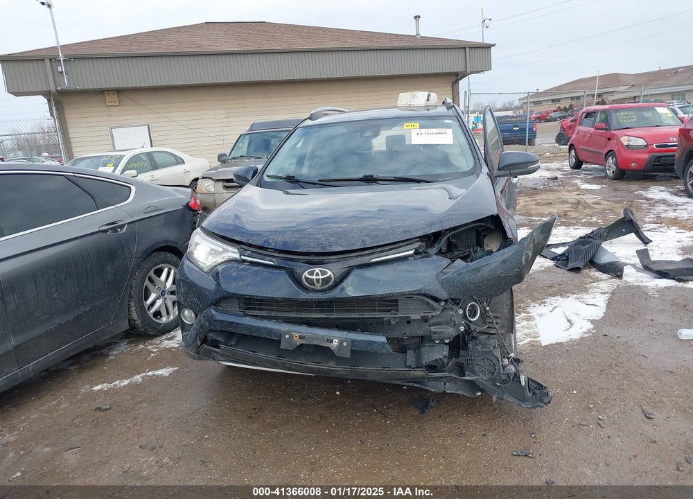 2018 TOYOTA RAV4 LIMITED VIN: JTMDFREV1JD228947