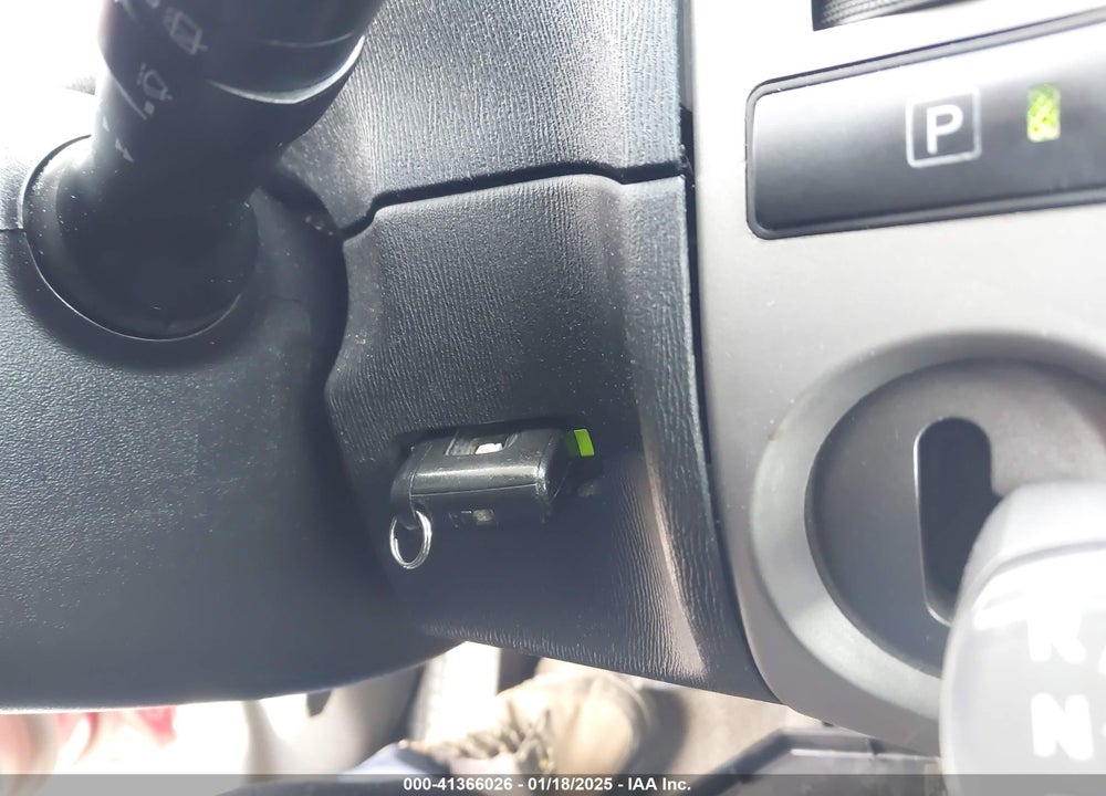 2008 TOYOTA PRIUS VIN: JTDKB20UX83325444