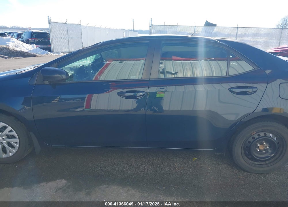 2018 TOYOTA COROLLA VIN: 2T1BURHE0JC991838