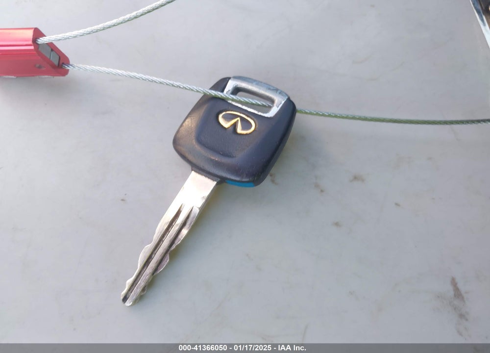 2001 INFINITI I30 LUXURY VIN: JNKCA31A41T009026
