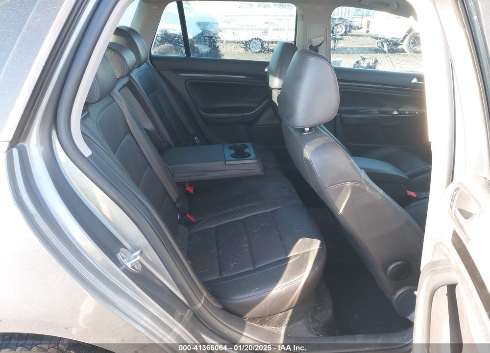 2014 VOLKSWAGEN JETTA SPORTWAGEN VIN: 3VWPP7AJ9EM604903