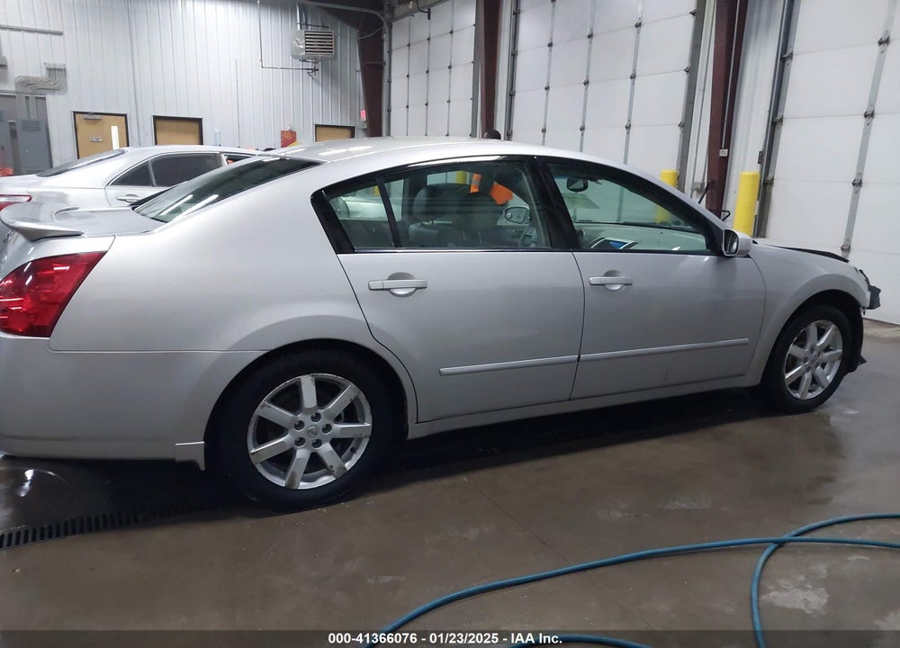 2005 NISSAN MAXIMA 3.5 SL VIN: 1N4BA41E75C828243