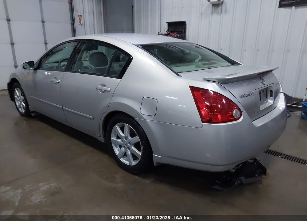 2005 NISSAN MAXIMA 3.5 SL VIN: 1N4BA41E75C828243