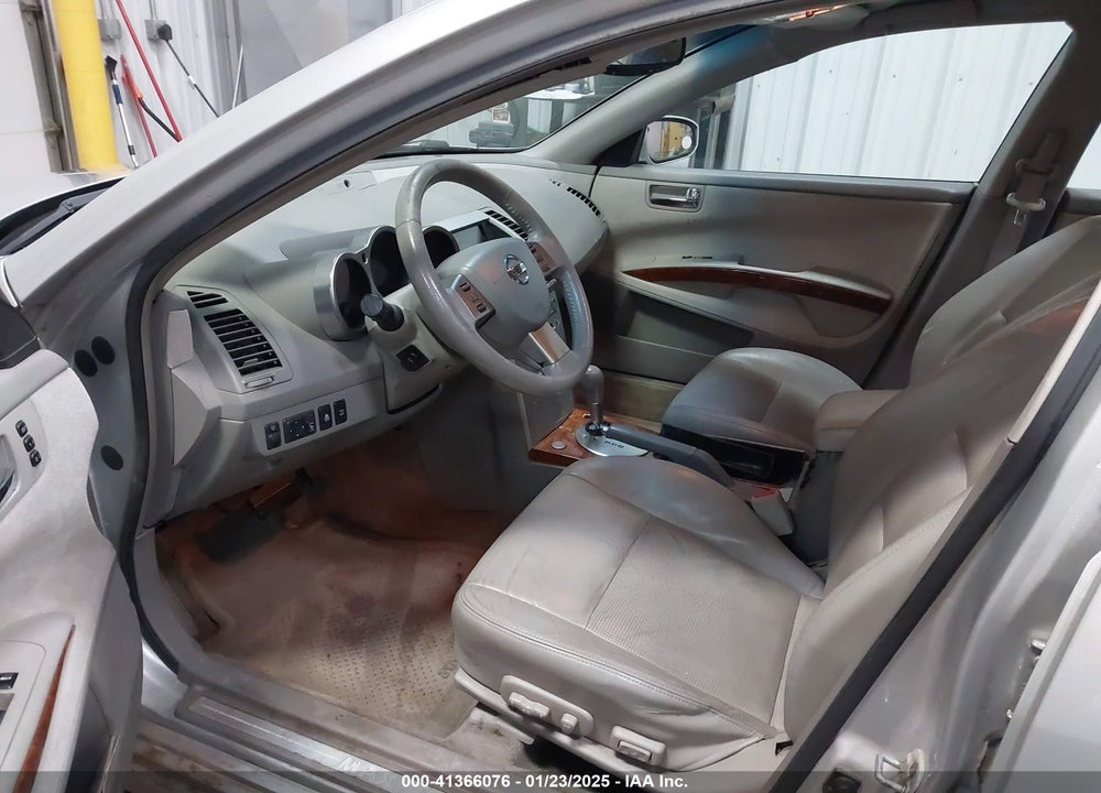 2005 NISSAN MAXIMA 3.5 SL VIN: 1N4BA41E75C828243