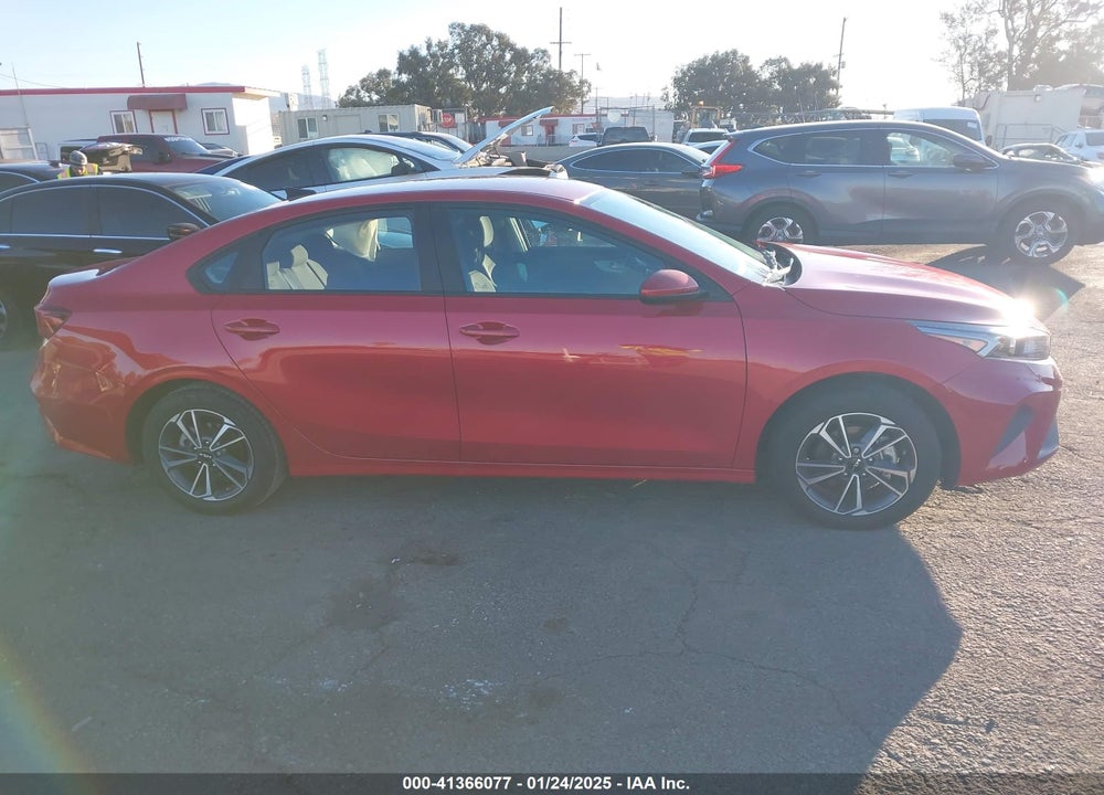 2023 KIA FORTE VIN: 3KPF24AD8PE637426