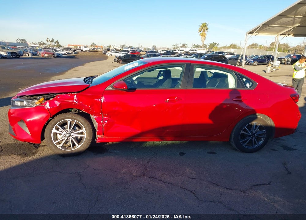 2023 KIA FORTE VIN: 3KPF24AD8PE637426