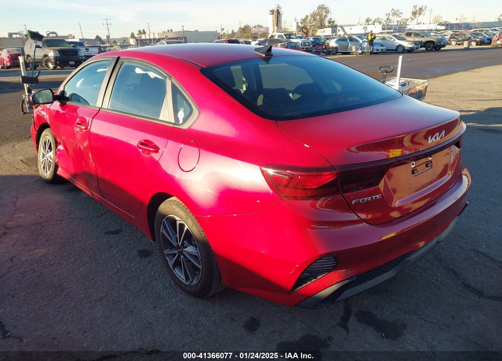 2023 KIA FORTE VIN: 3KPF24AD8PE637426