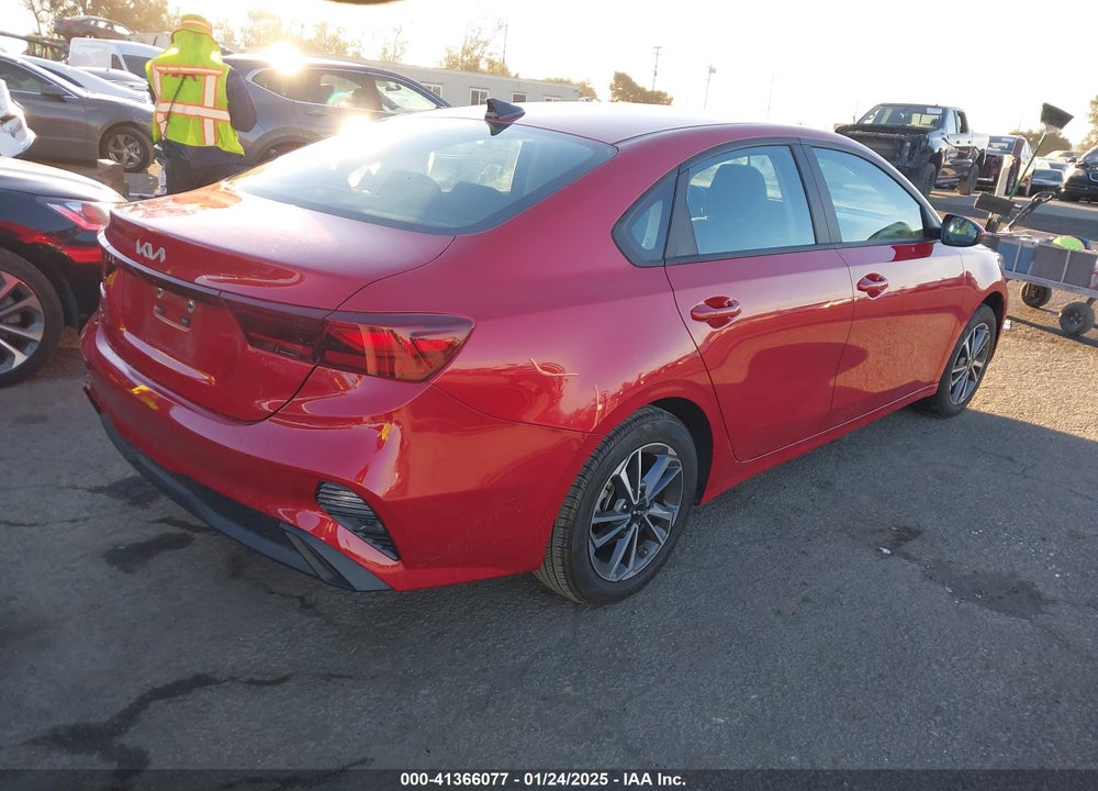 2023 KIA FORTE VIN: 3KPF24AD8PE637426