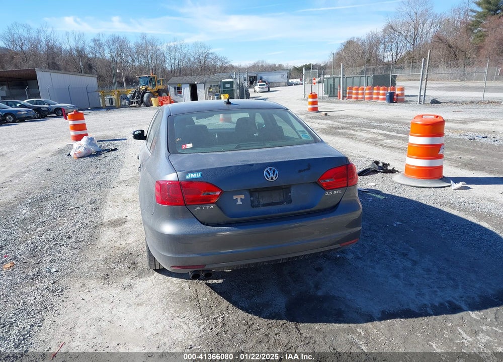 2011 VOLKSWAGEN JETTA 2.5L SEL VIN: 3VWLZ7AJ7BM366408