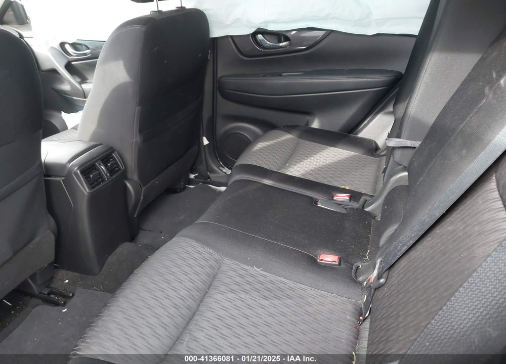 2019 NISSAN ROGUE SV VIN: JN8AT2MV0KW370897
